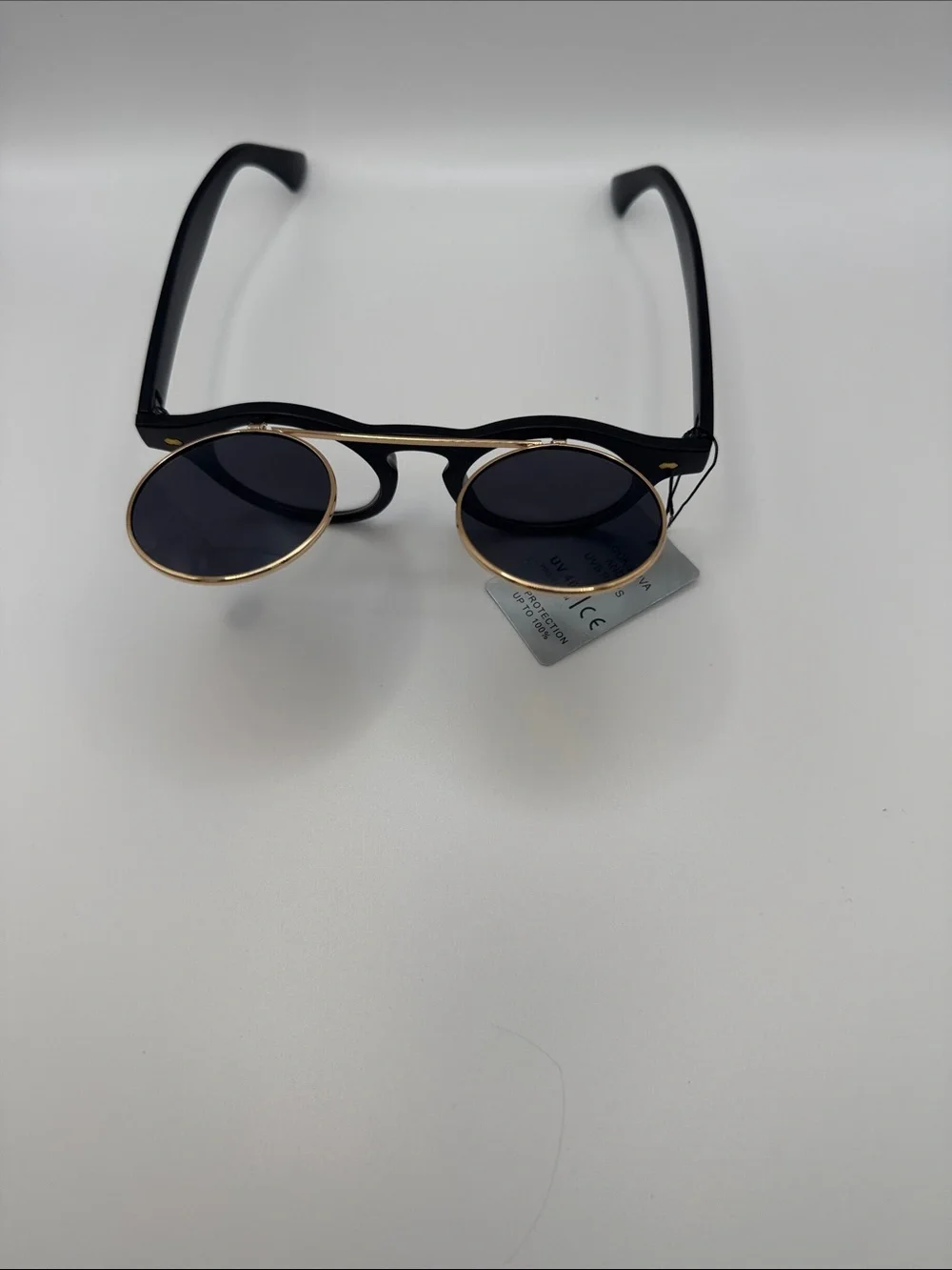 Black Round Flip-Up Sunglasses - Unbranded